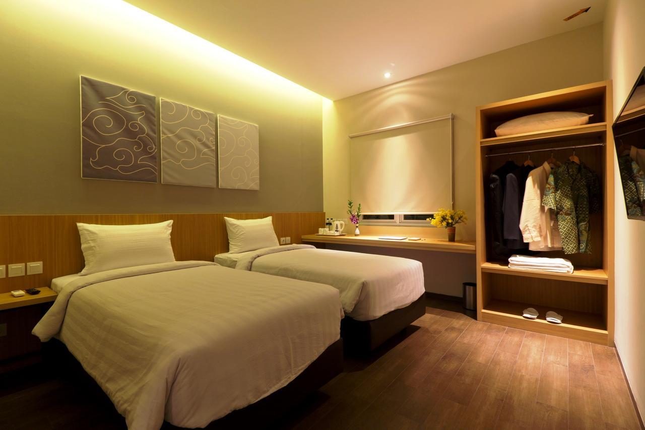 Vinotel Cirebon Eksteriør billede
