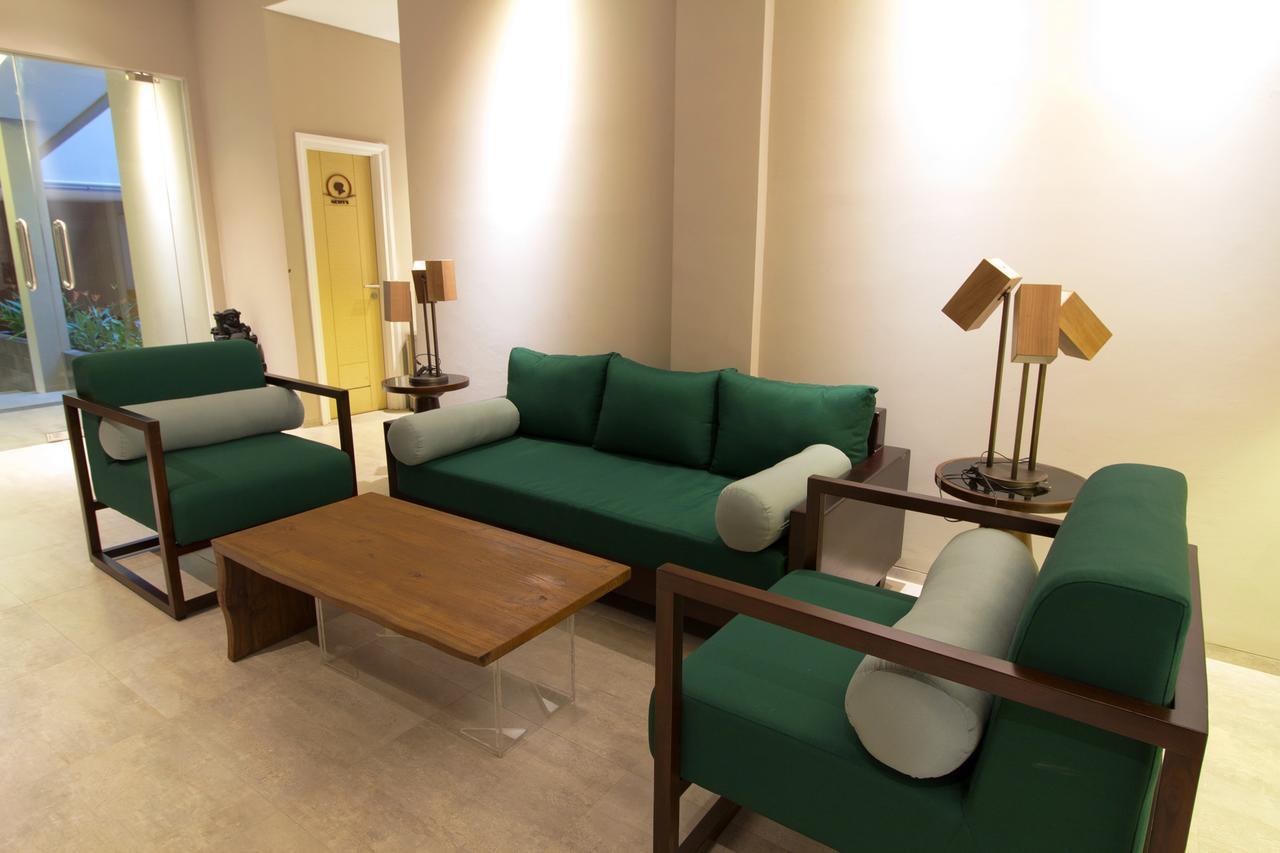Vinotel Cirebon Eksteriør billede