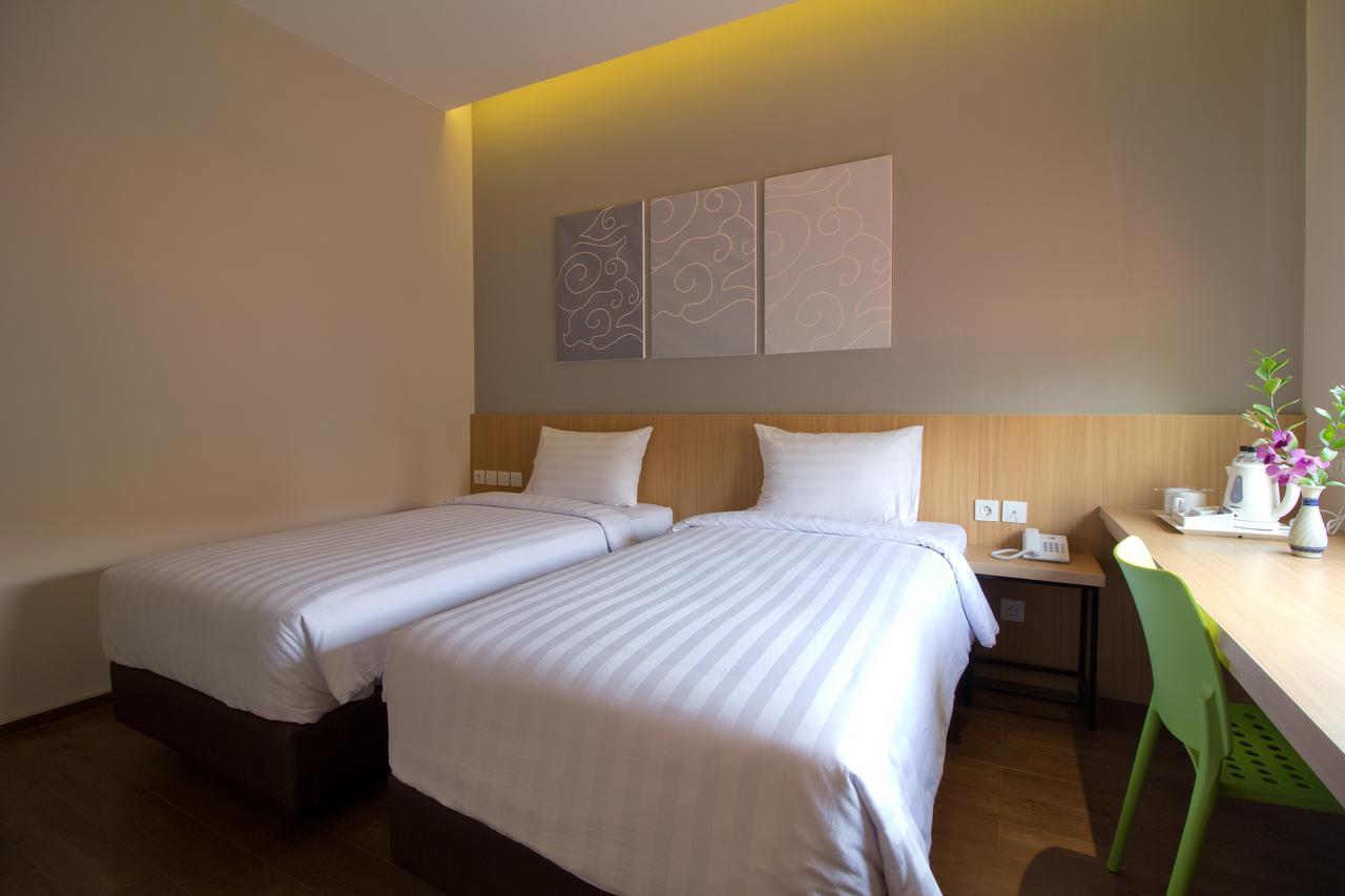 Vinotel Cirebon Eksteriør billede