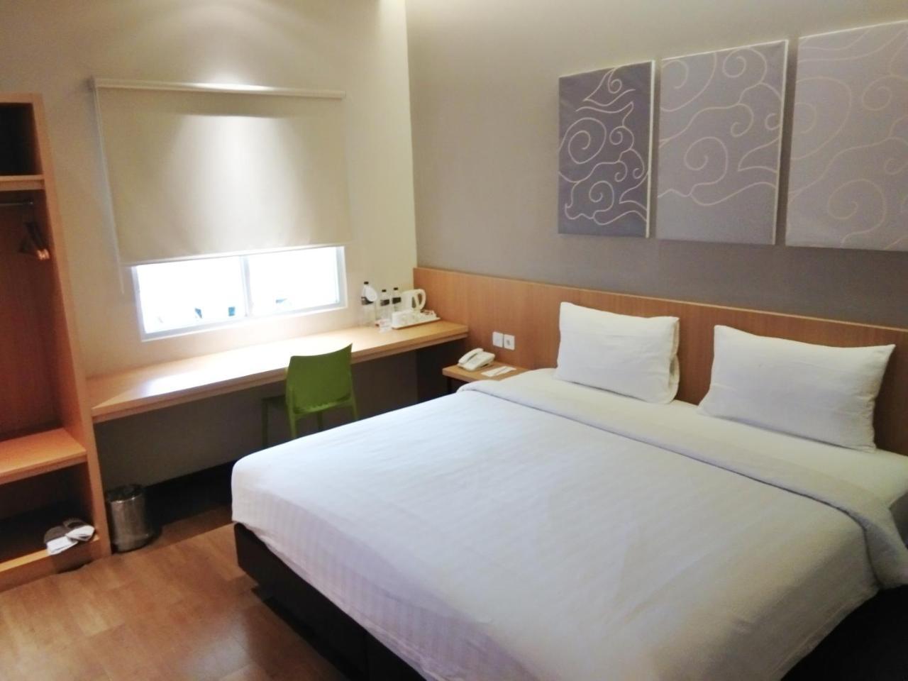 Vinotel Cirebon Eksteriør billede